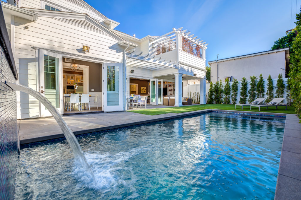 SWIMMING POOL COST IN LOS ANGELES