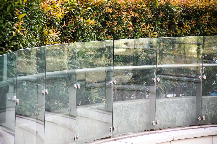 Glass Railing in Los Angeles