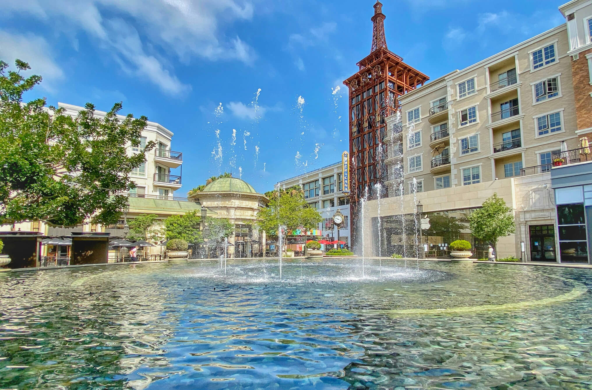 Glendale Commercial Glass Repair | Landmark Construction